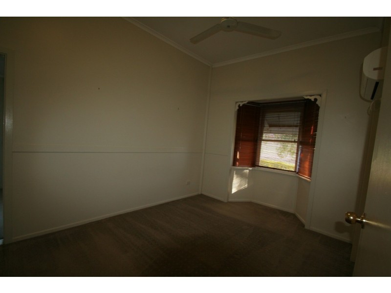 12 Pinnacle Street, Springsure QLD 4722