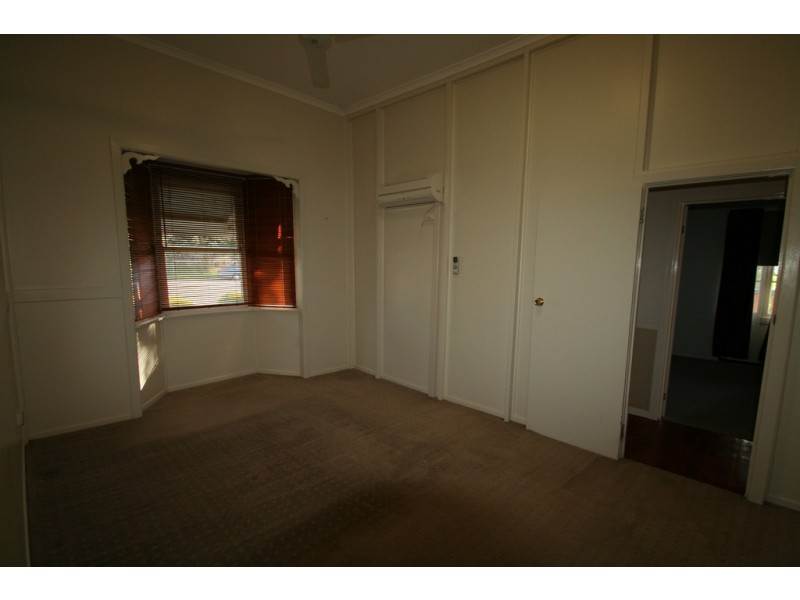 12 Pinnacle Street, Springsure QLD 4722