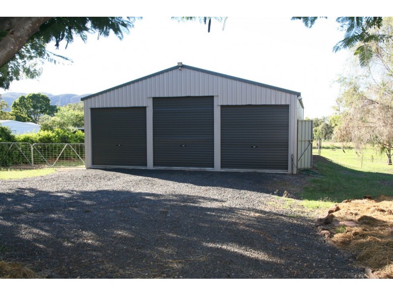 12 Pinnacle Street, Springsure QLD 4722