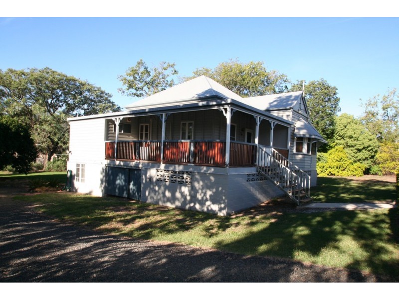 12 Pinnacle Street, Springsure QLD 4722