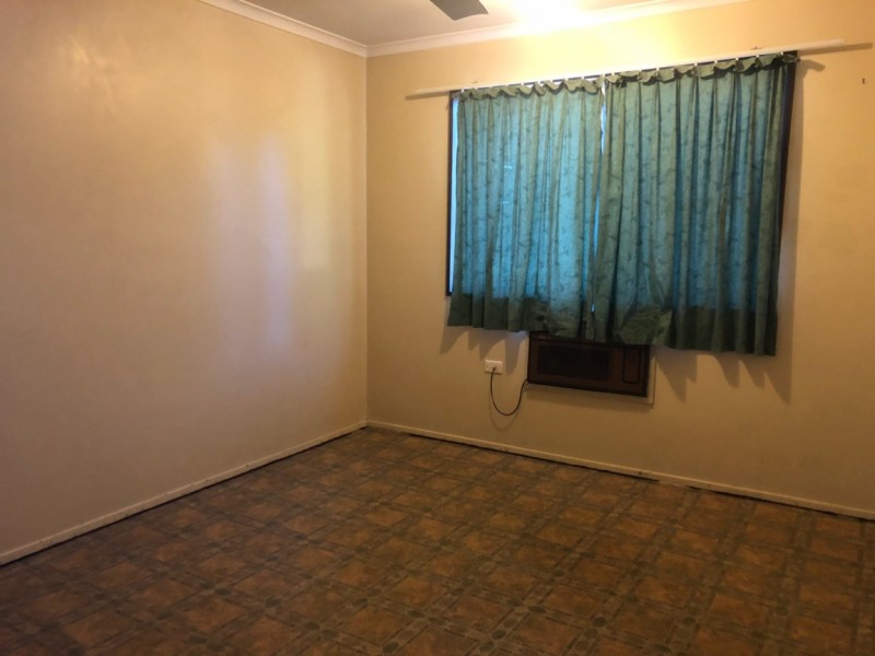 40 Mellish Crescent, Emerald QLD 4720