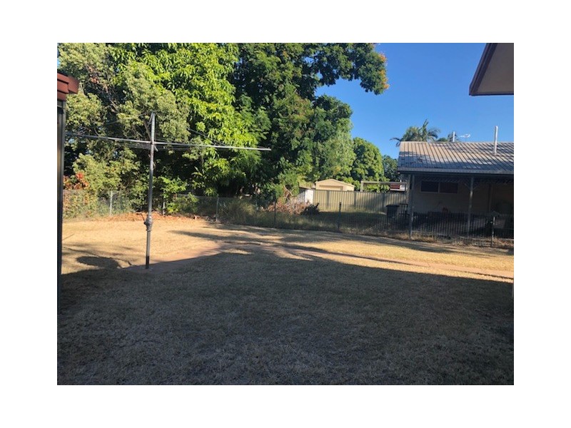 40 Mellish Crescent, Emerald QLD 4720