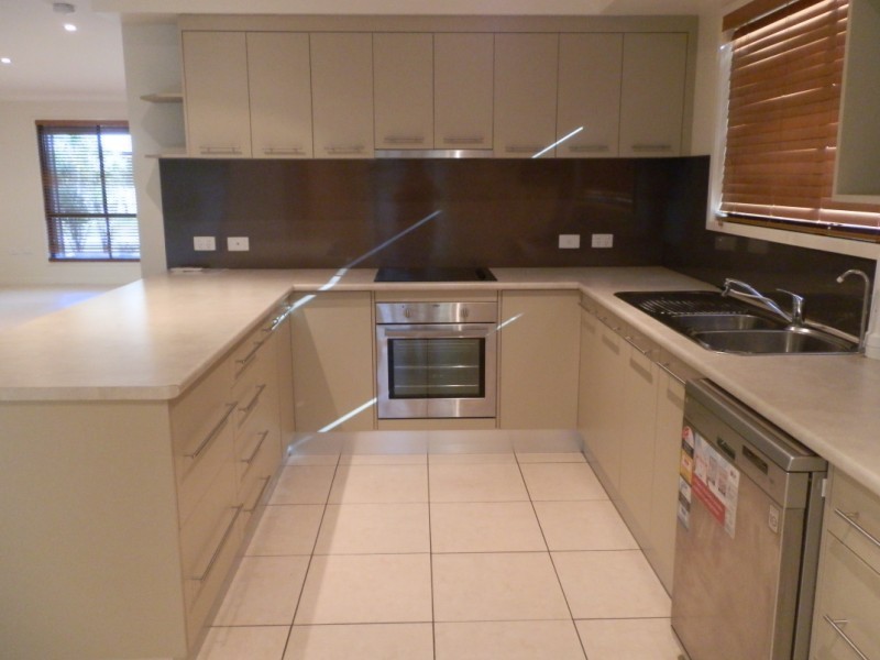 6/68 Moody Street, Emerald QLD 4720