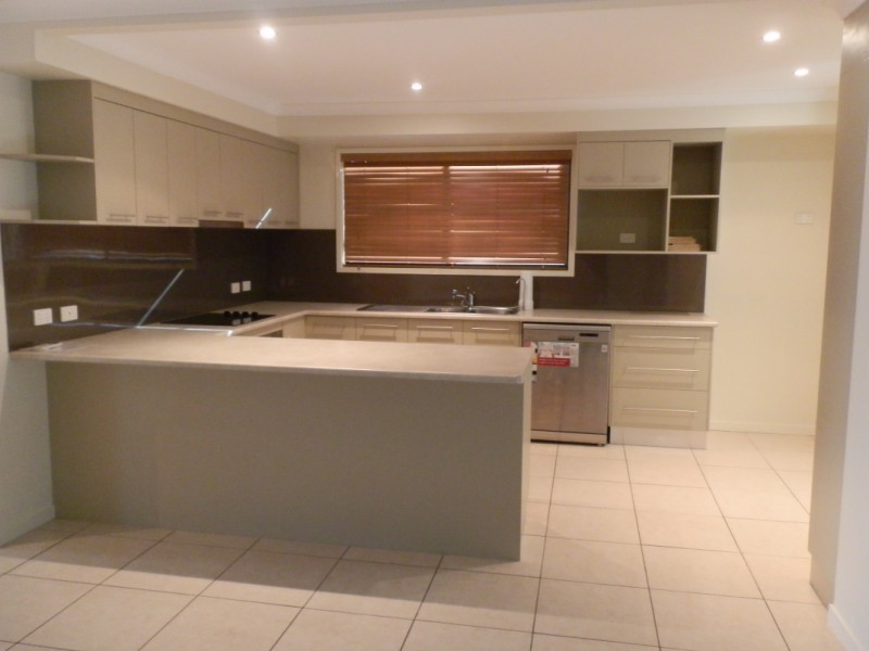 6/68 Moody Street, Emerald QLD 4720