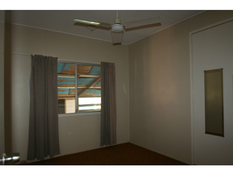 17 Centenary Drive, Emerald QLD 4720