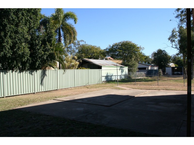 17 Centenary Drive, Emerald QLD 4720