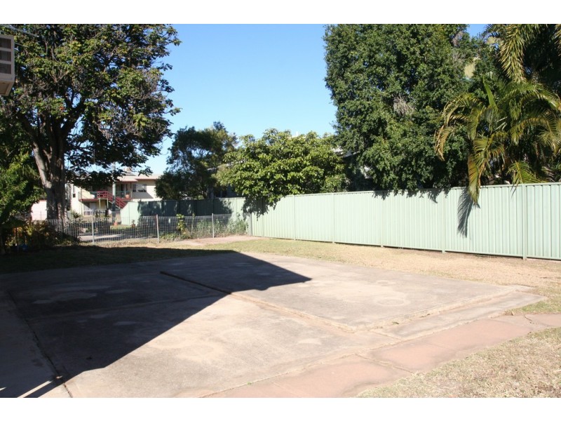 17 Centenary Drive, Emerald QLD 4720