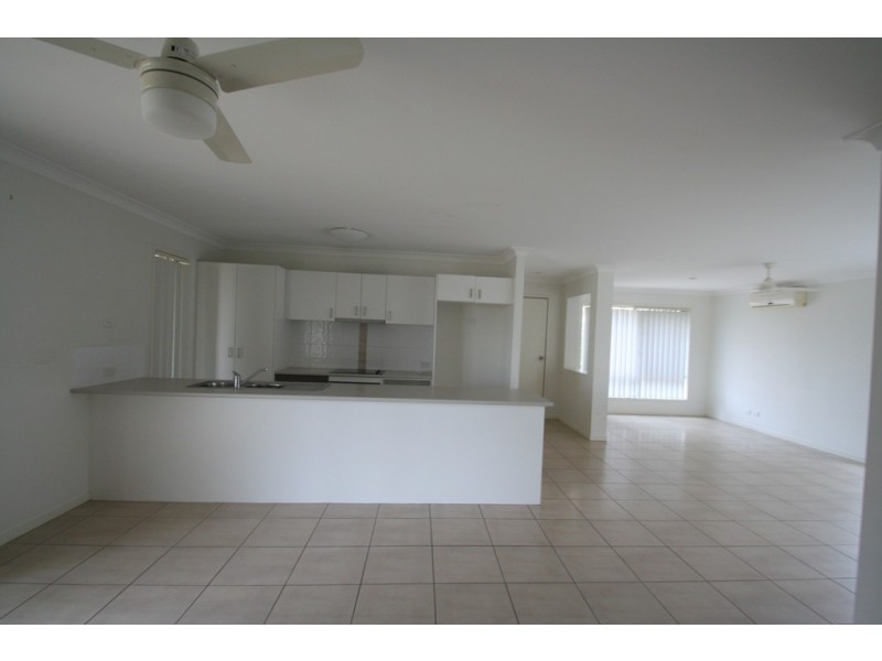 61 Lakeside Drive, Emerald QLD 4720