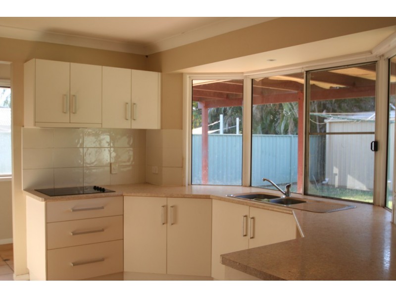 76 Crinum Crescent, Emerald QLD 4720