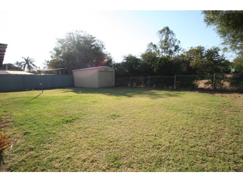 76 Crinum Crescent, Emerald QLD 4720