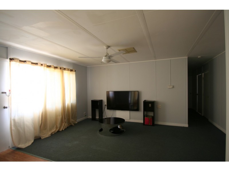 46 Moody Street, Emerald QLD 4720