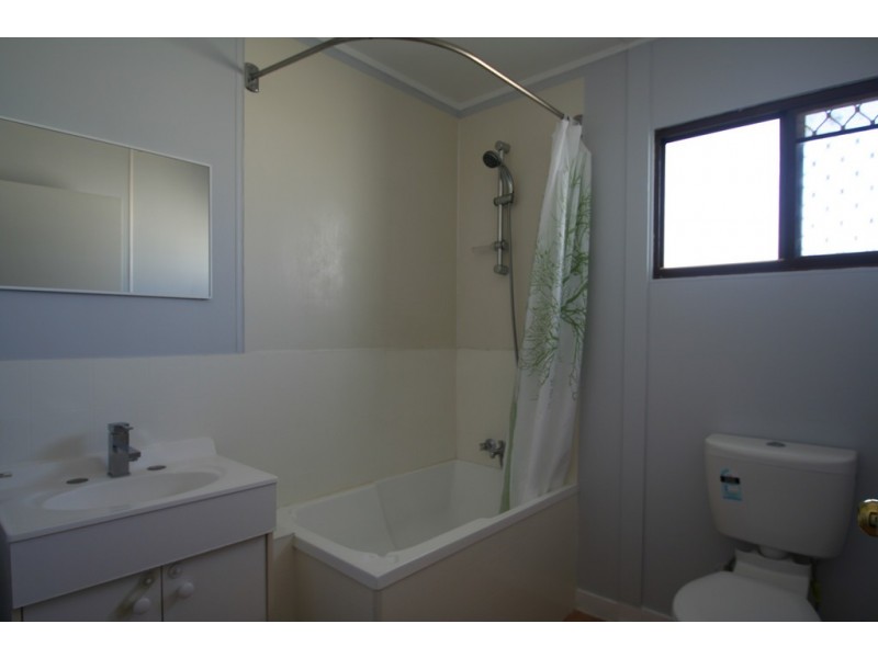 46 Moody Street, Emerald QLD 4720