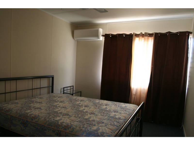 46 Moody Street, Emerald QLD 4720