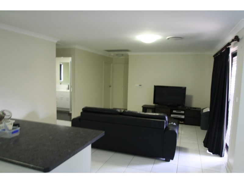 36 Lakeside Drive, Emerald QLD 4720