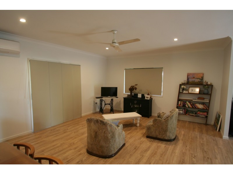 18 Morse Street, Emerald QLD 4720