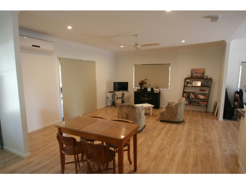 18 Morse Street, Emerald QLD 4720