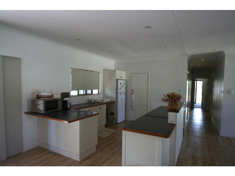 18 Morse Street, Emerald QLD 4720