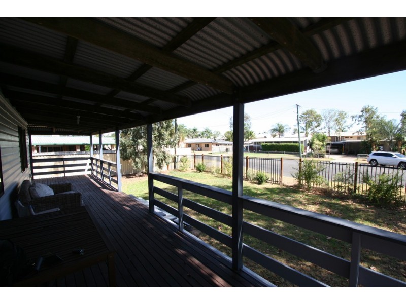 18 Morse Street, Emerald QLD 4720