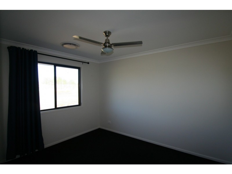 2 Scotts Peak Drive, Capella QLD 4723