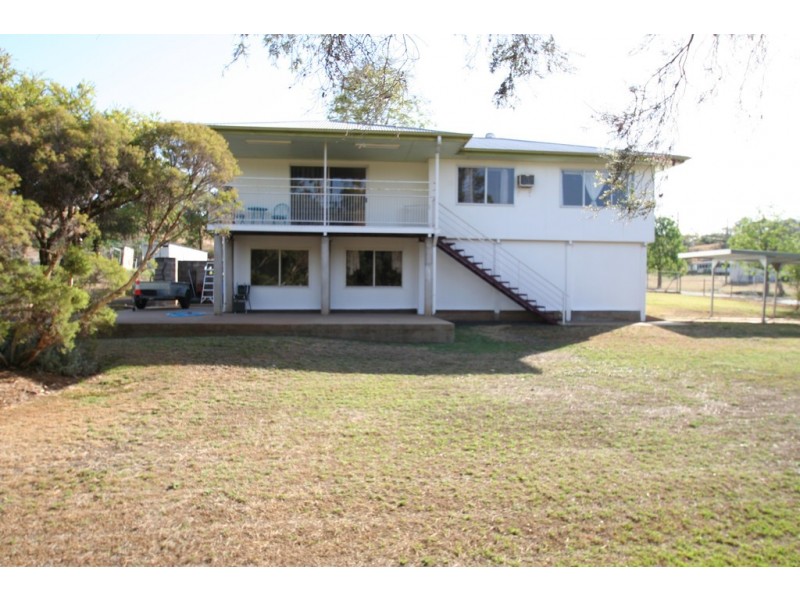 4 Star Street, Springsure QLD 4722
