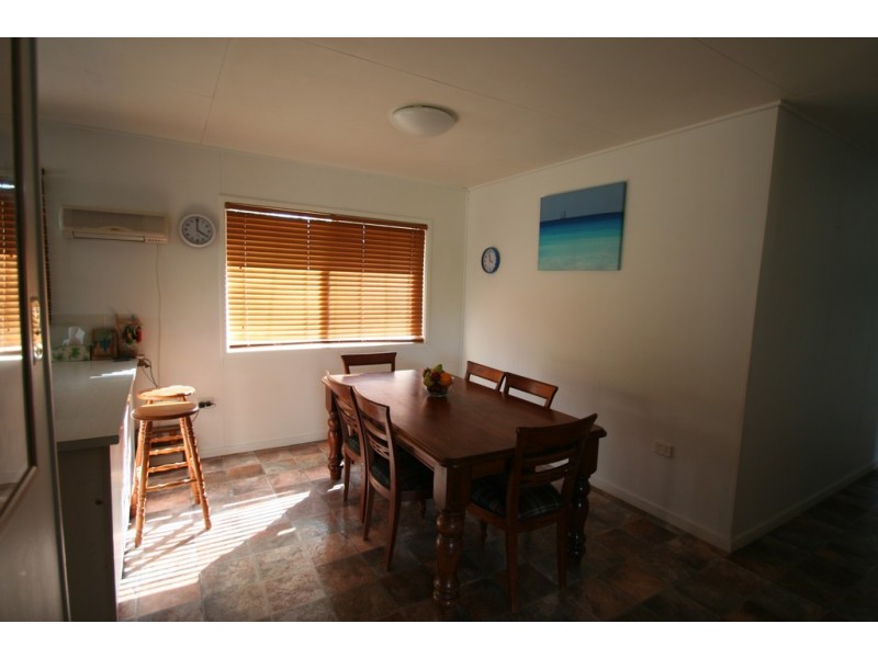 4 Star Street, Springsure QLD 4722