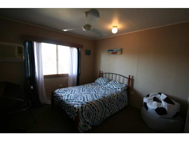 4 Star Street, Springsure QLD 4722