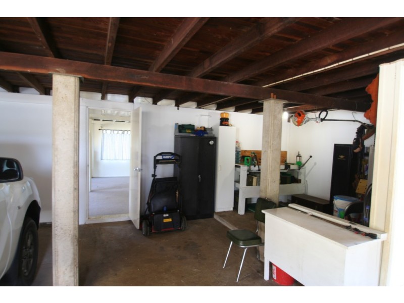 4 Star Street, Springsure QLD 4722