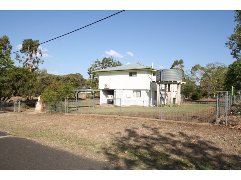 4 Star Street, Springsure QLD 4722