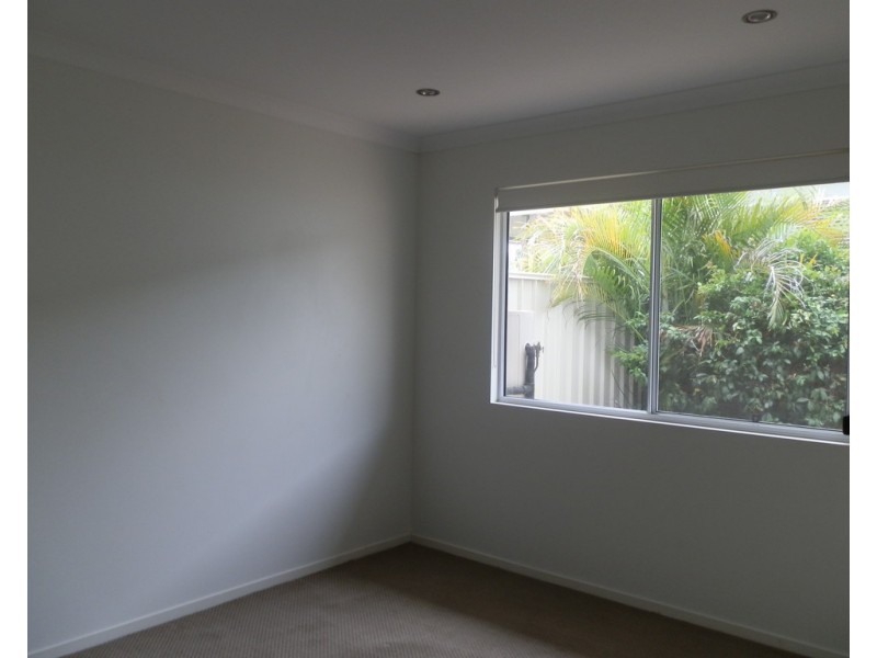 2/53 Retro Street, Emerald QLD 4720