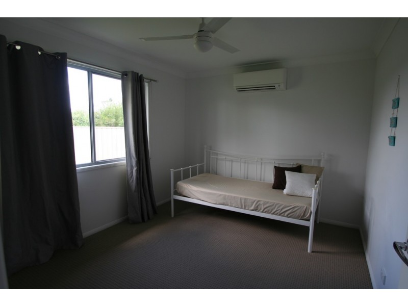 15 CHARLTON STREET, Emerald QLD 4720