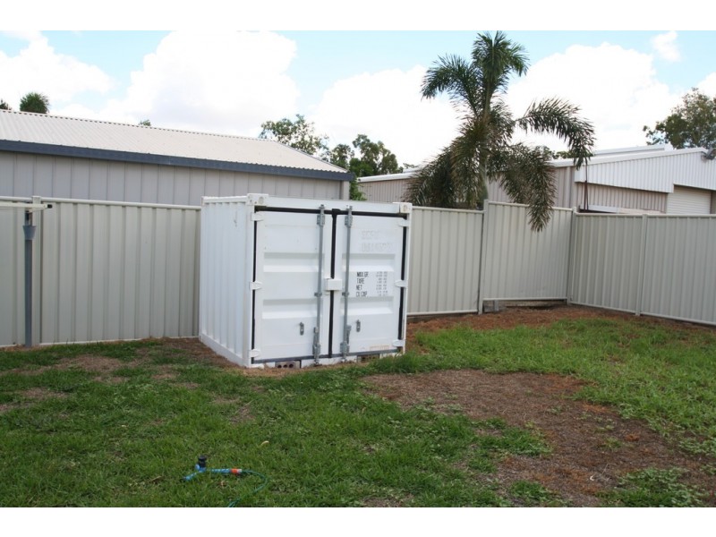 15 CHARLTON STREET, Emerald QLD 4720