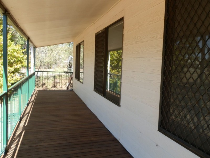 43 Tourmaline Road, Emerald QLD 4720