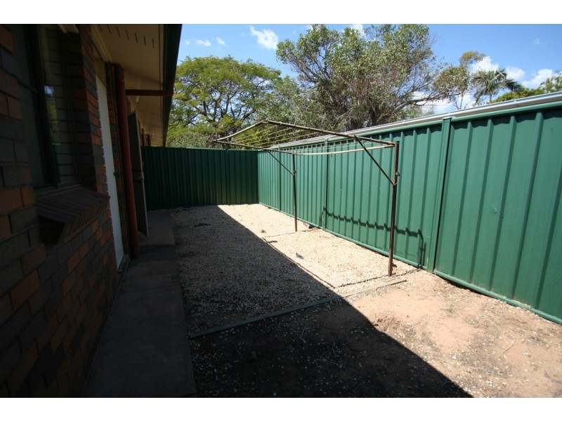 2/24 Diamond Ave, Emerald QLD 4720