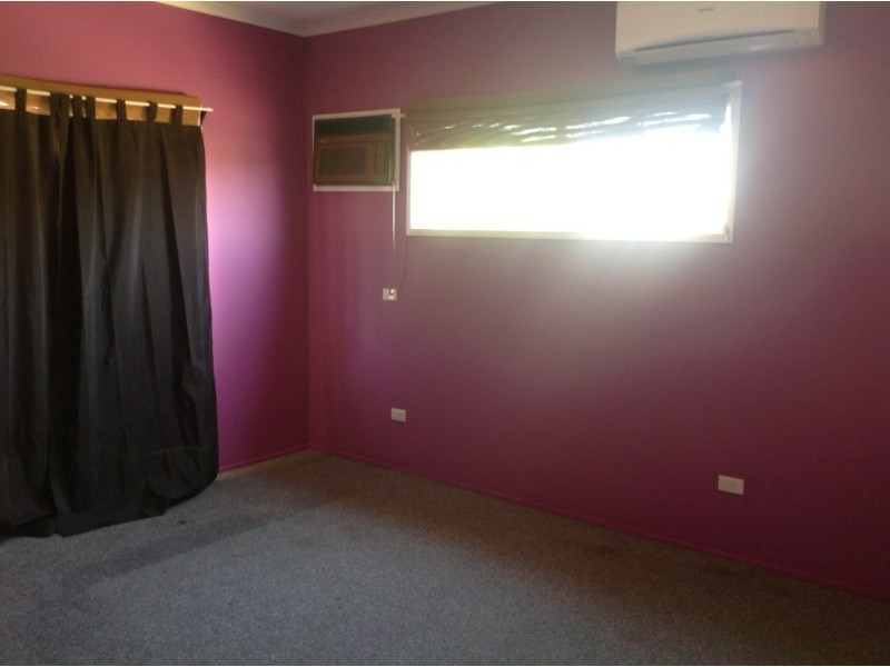 6 Moran Street, Capella QLD 4723