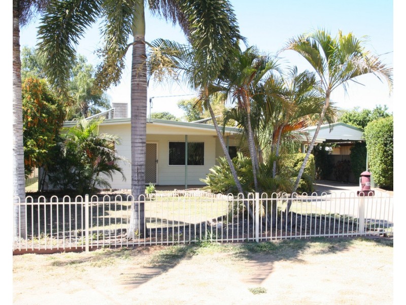 102 Ruby Street, Emerald QLD 4720