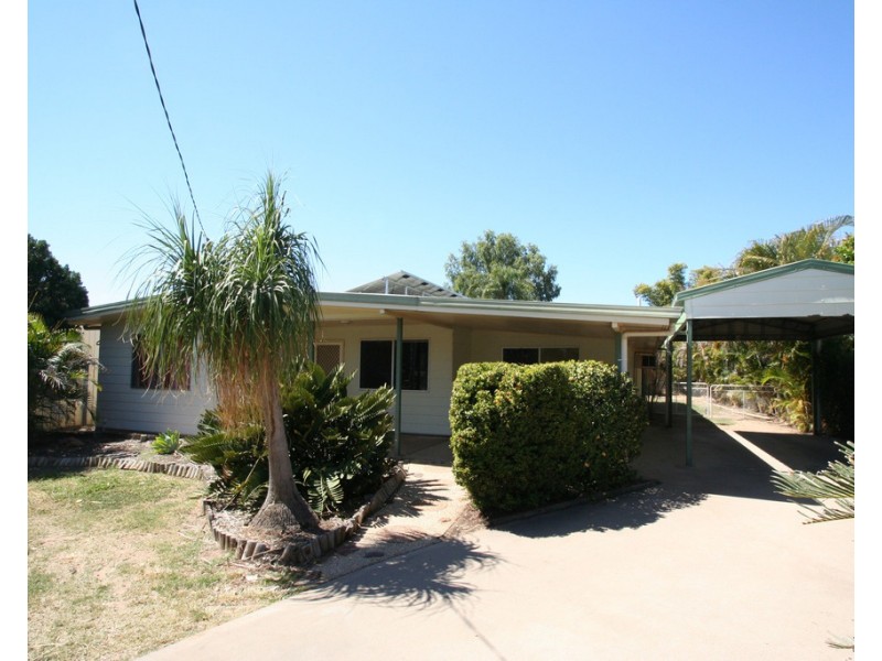 102 Ruby Street, Emerald QLD 4720