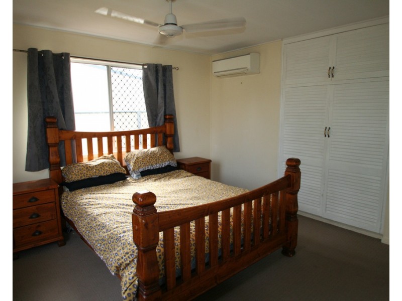 102 Ruby Street, Emerald QLD 4720