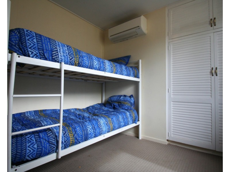 102 Ruby Street, Emerald QLD 4720