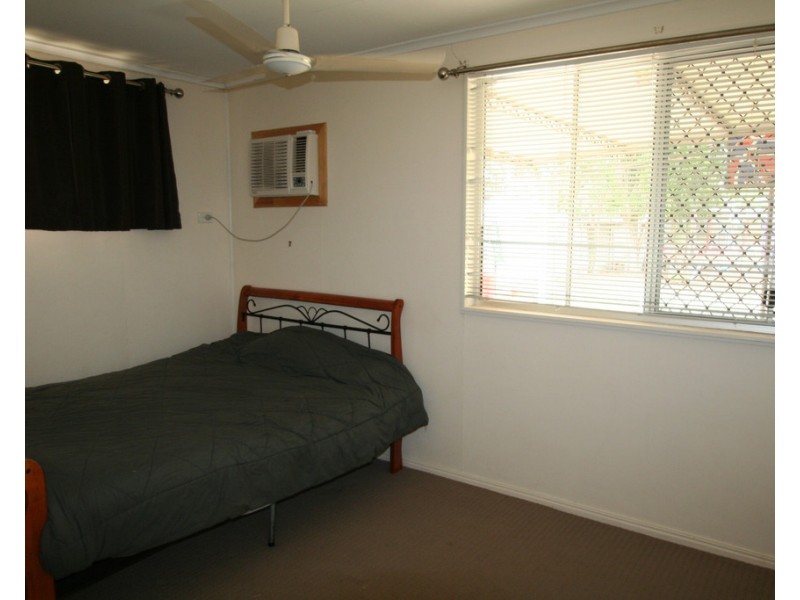 102 Ruby Street, Emerald QLD 4720