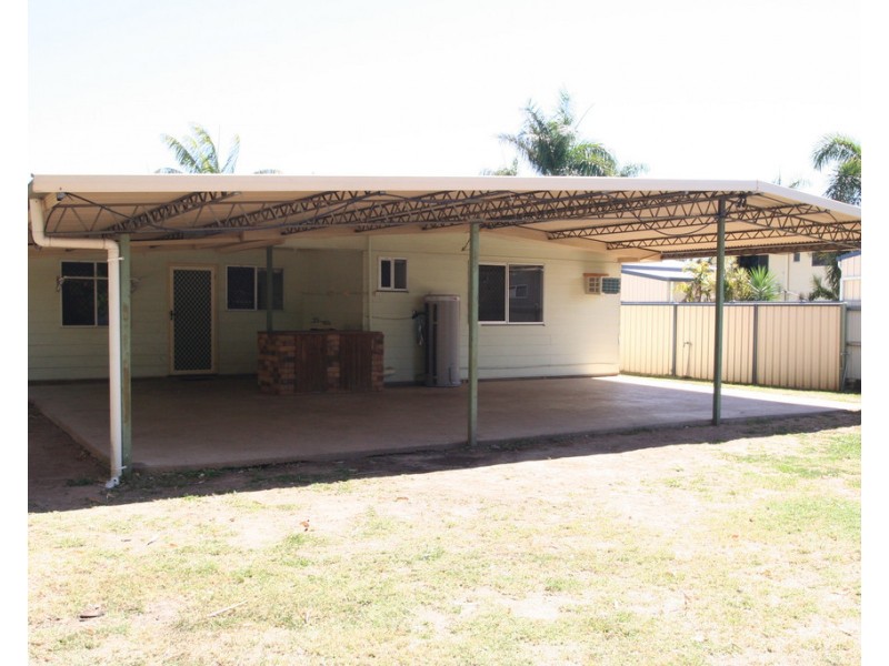 102 Ruby Street, Emerald QLD 4720