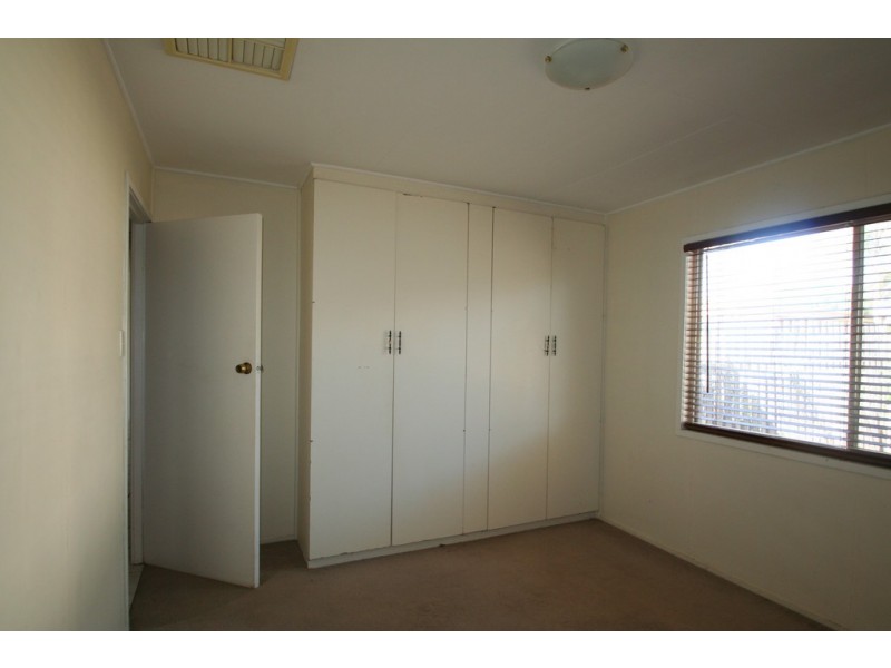 15 Sapphire Avenue, Emerald QLD 4720