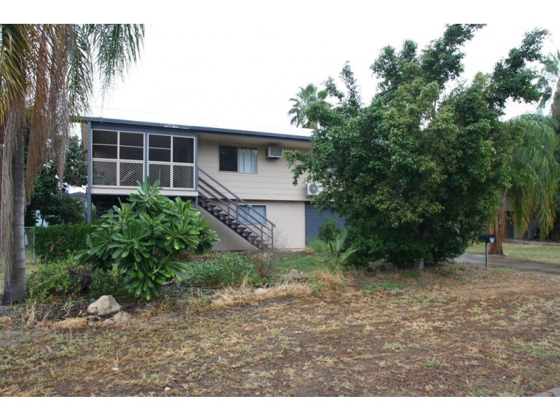 12 LEWIS PLACE, Emerald QLD 4720