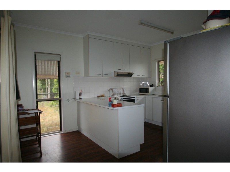 12 LEWIS PLACE, Emerald QLD 4720