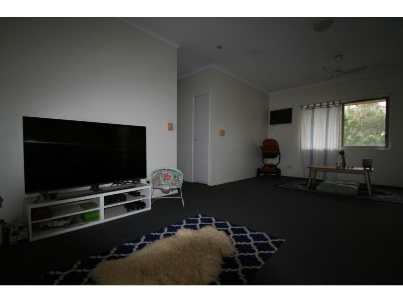 12 LEWIS PLACE, Emerald QLD 4720