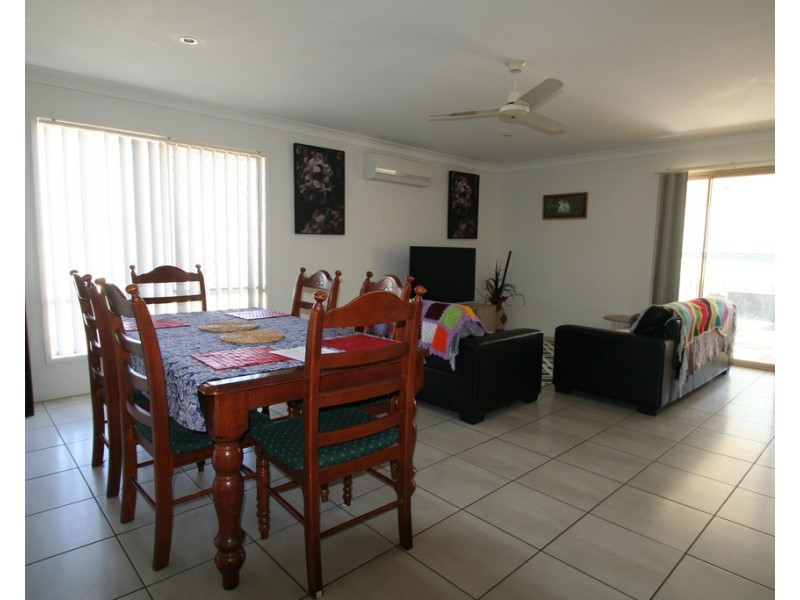 6 Hillcrest Street, Emerald QLD 4720