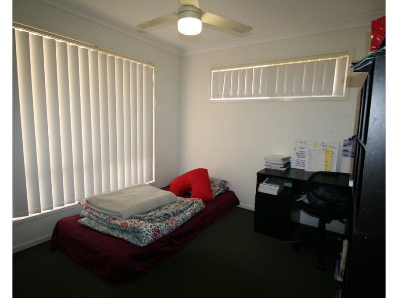 6 Hillcrest Street, Emerald QLD 4720