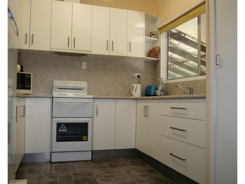 15 Centenary Drive, Emerald QLD 4720