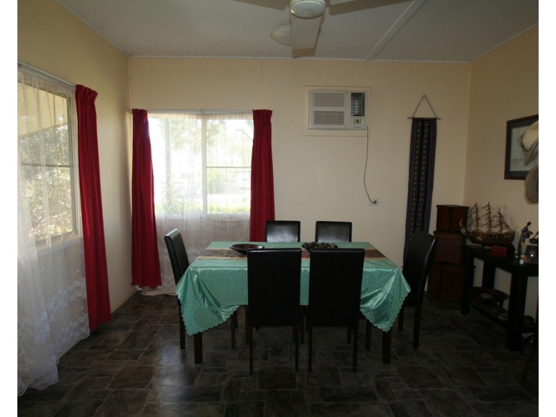 15 Centenary Drive, Emerald QLD 4720