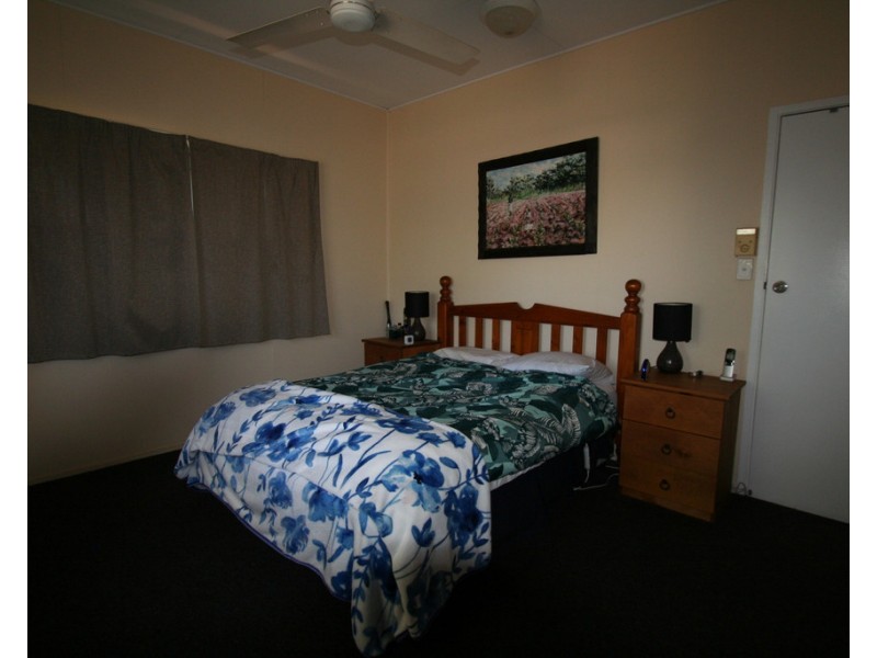 15 Centenary Drive, Emerald QLD 4720