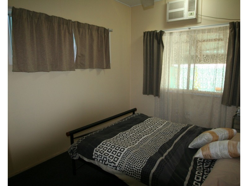 15 Centenary Drive, Emerald QLD 4720